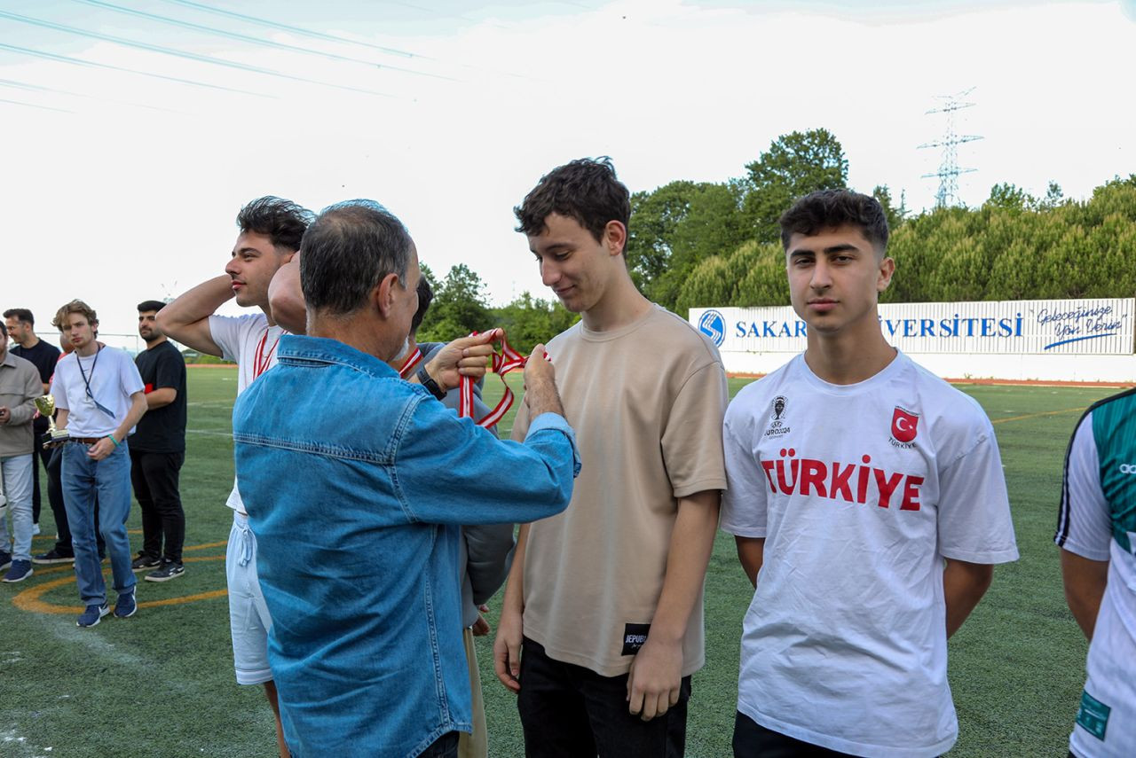 SUBÜ-LİG Futbol Turnuvası şampiyonu SADEM - Sayfa 9