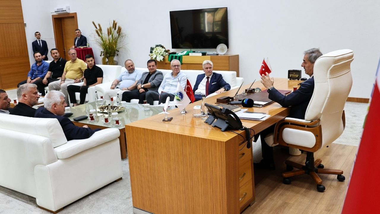 Sakaryaspor yeniden şehrimize gurur yaşatacak başarılara imza atmalı - Sayfa 4