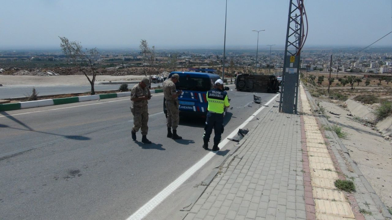 Kilis'te ticari araç devrildi: 4 yaralı - Sayfa 2