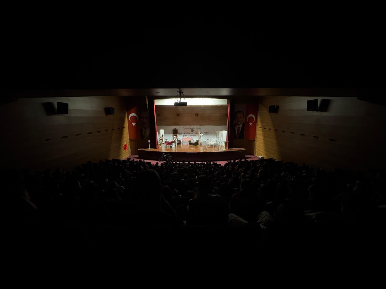 "Postacı" Tiyatro Oyunu Serdivanlılarla Buluştu - Sayfa 4