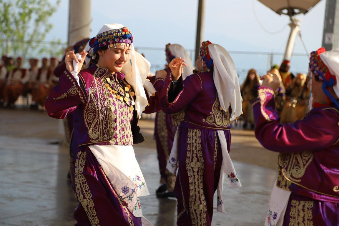 HENDEK BAYRAKTEPE’DE MAARİF HALK DANSLARI ŞENLİĞİ GERÇEKLEŞTİRİLDİ - Sayfa 1
