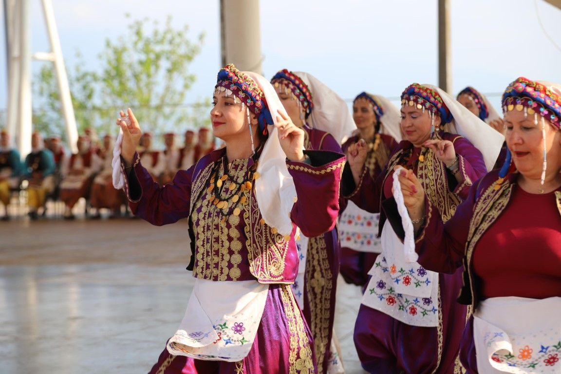 HENDEK BAYRAKTEPE’DE MAARİF HALK DANSLARI ŞENLİĞİ GERÇEKLEŞTİRİLDİ - Sayfa 2