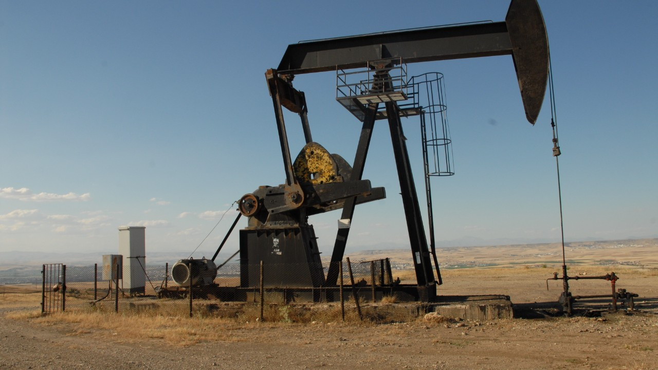 Brent Petrol, İsrail'in İran'a saldırmasıyla yükselişe geçti