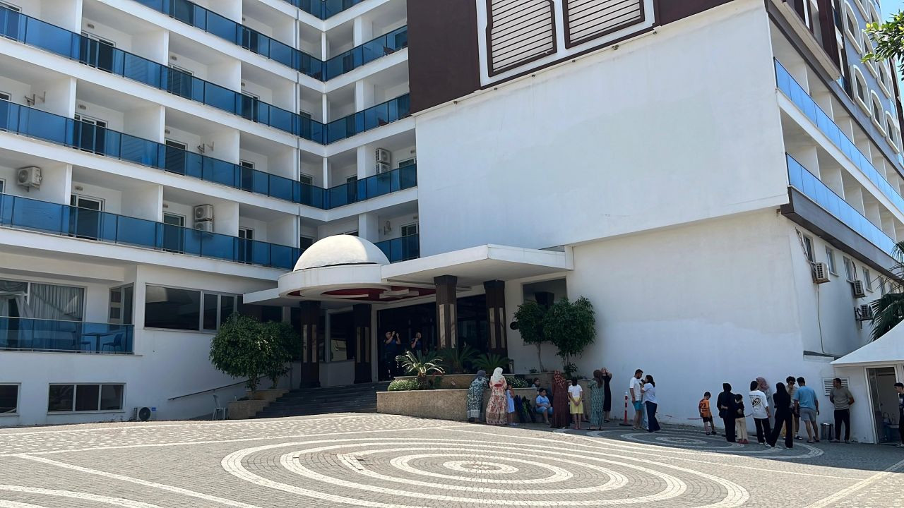 Alanya'da 5 yıldızlı otelde yangın korkuttu - Sayfa 2