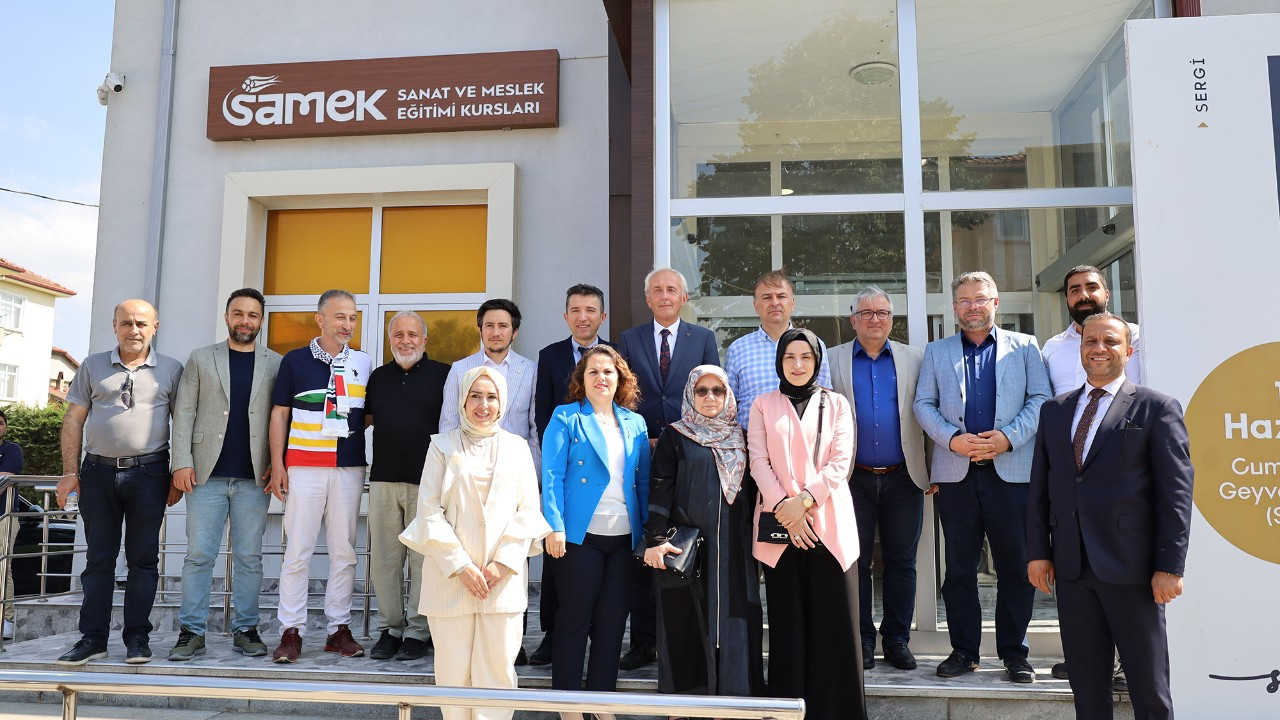 SAMEK kursiyerlerinden Geyve’de sanat şöleni