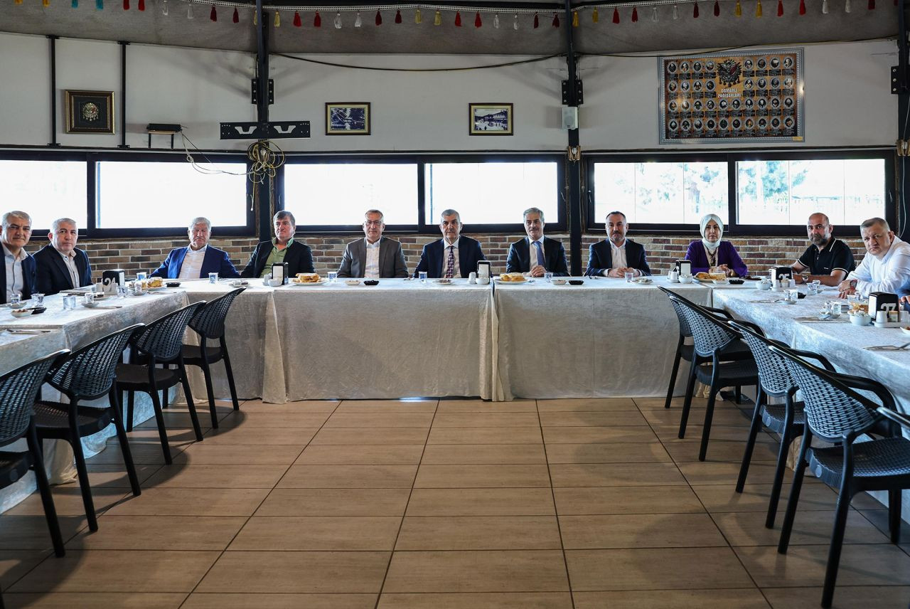 “Raylı sistem ve metrobüsle ulaşım, Sakarya’nın gücüne güç katacak” - Sayfa 2