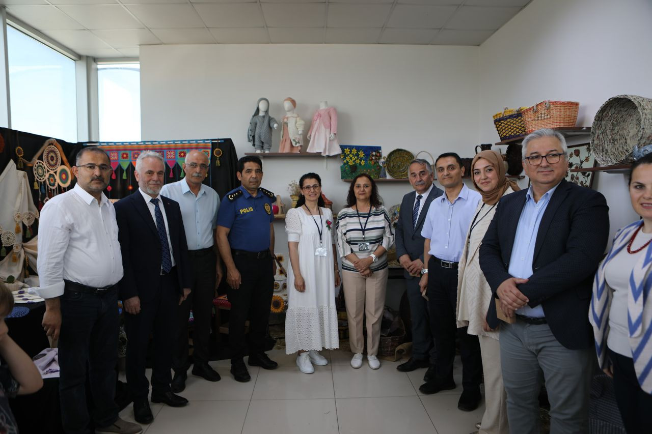 Arifiye SAMEK’te yılsonu heyecanı: Sanat ve emek bu sergide buluştu - Sayfa 2
