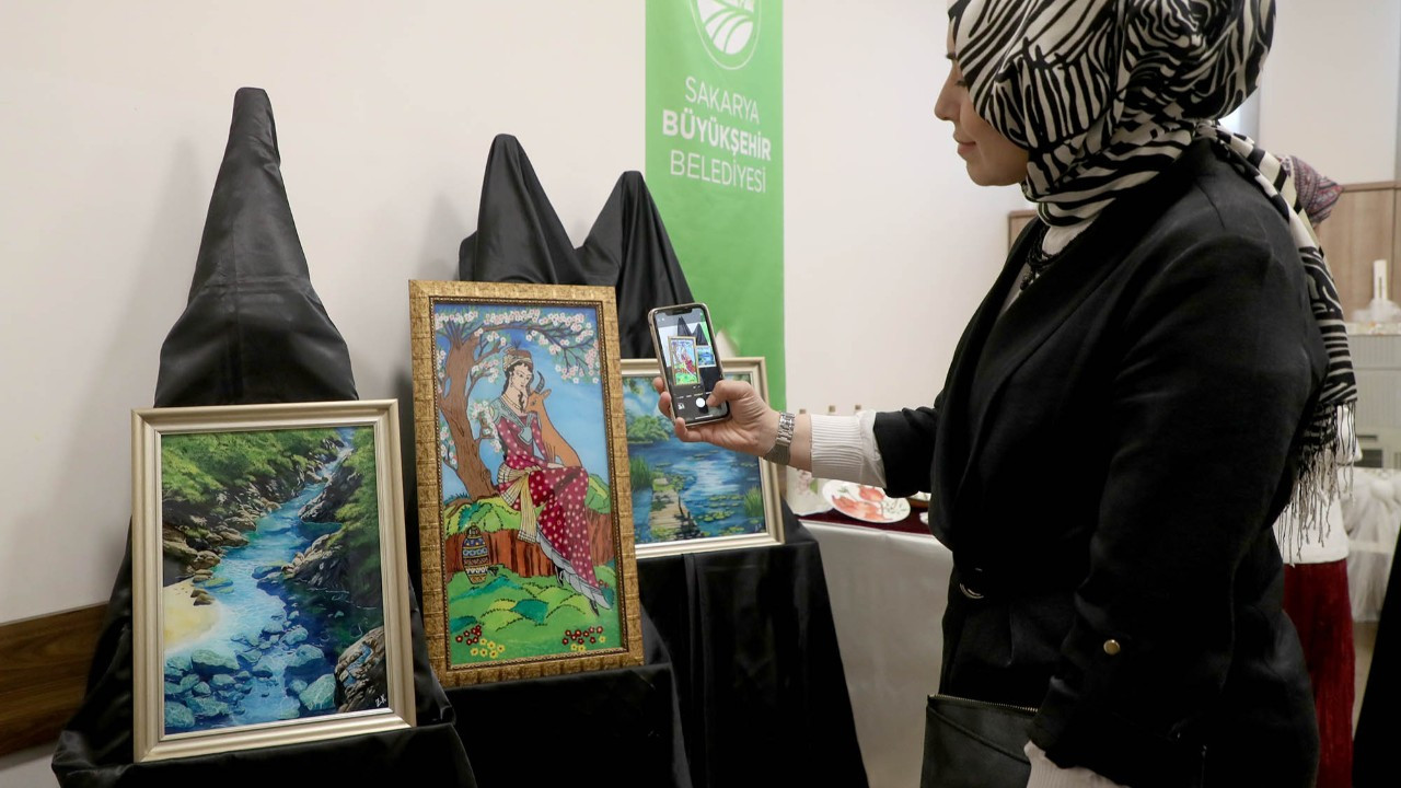 Sapanca SAMEK’te yılsonu sergisi heyecanı yaşandı