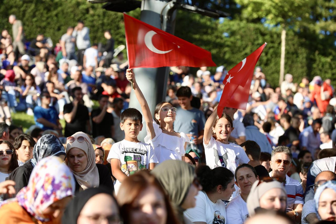 Binlerce kişi Sakarya’da dünya şampiyonası heyecanını yaşadı - Sayfa 3