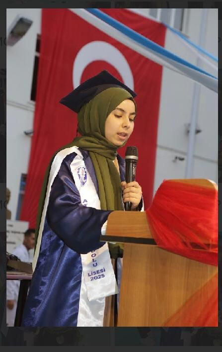 Adapazarı Atatürk Anadolu Lisesinde Mezuniyet Coşkusu - Sayfa 1