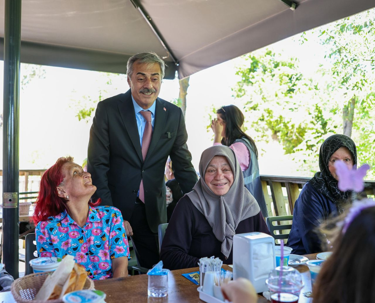 “Yaşlılarımızın yanında olmaya devam edeceğiz” - Sayfa 4