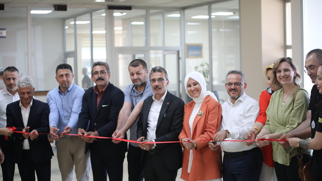 ERENLER’DE GÖRSEL SANATLAR SERGİSİ