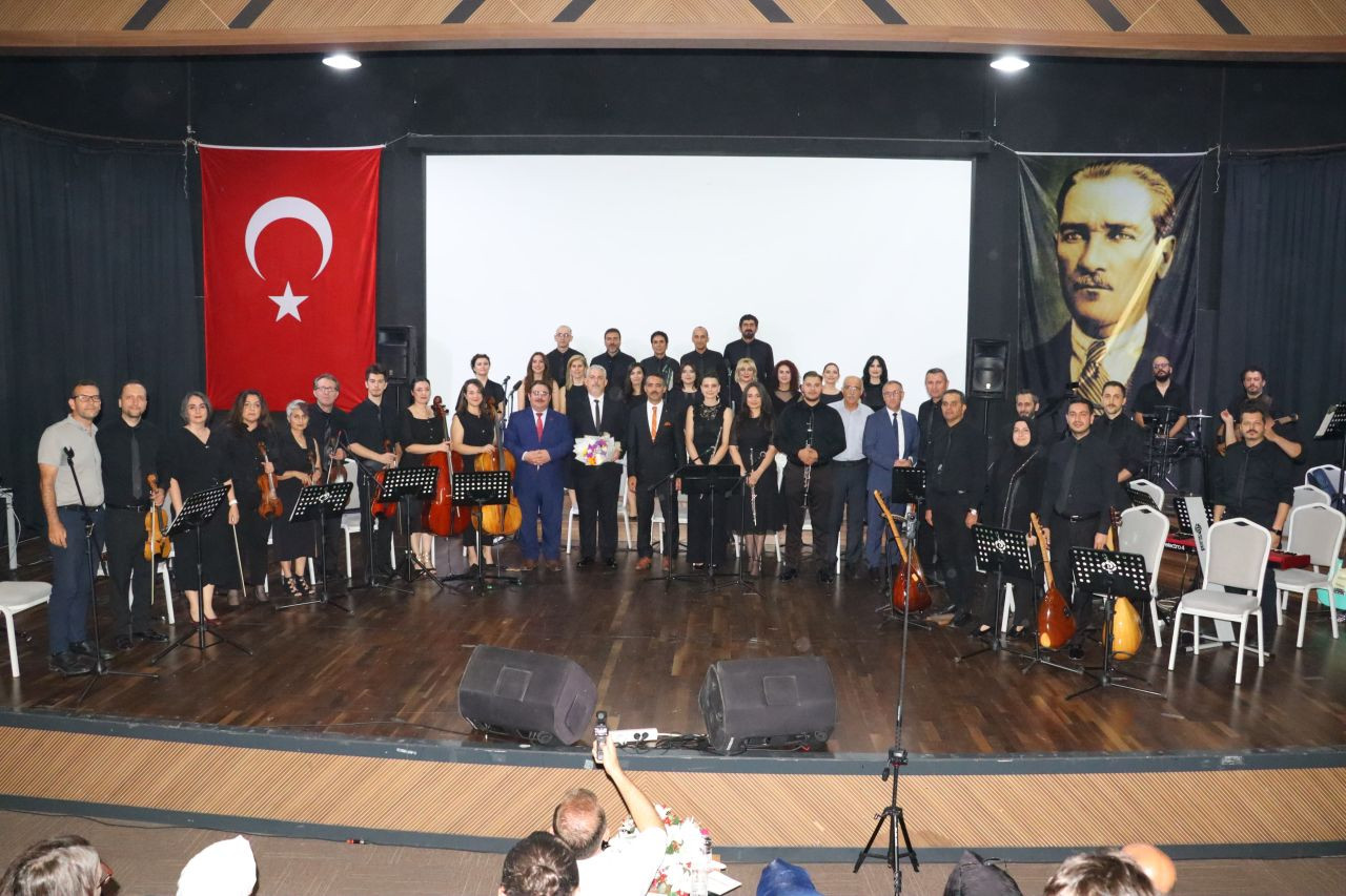 Sakarya Maarif Orkestrası’ndan Sanat Dolu Bir Gece Daha - Sayfa 4