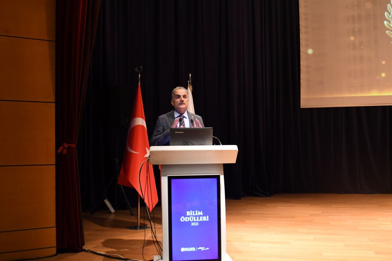 Sakarya Üniversitesinde Bilim Ödülleri Töreni Gerçekleştirildi - Sayfa 1