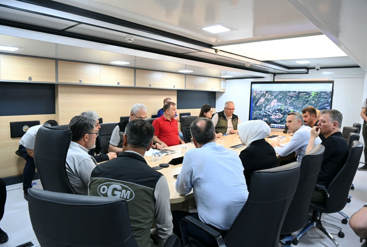 Bakan Yumaklı: “Yangınla İlgili 3 Kişi Gözaltına Alındı” - Sayfa 2