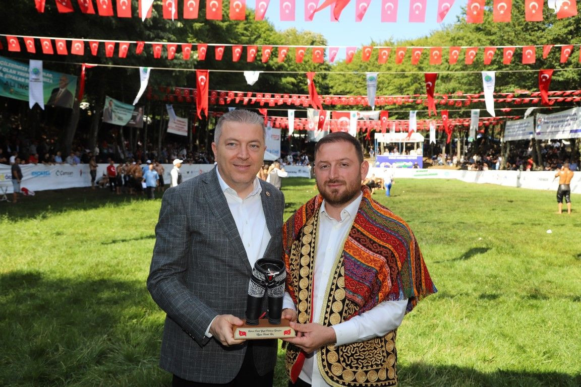 21. Selman Dede Yağlı Güreşlerinin Başpehlivanı Serdar YILDIRIM Oldu - Sayfa 4