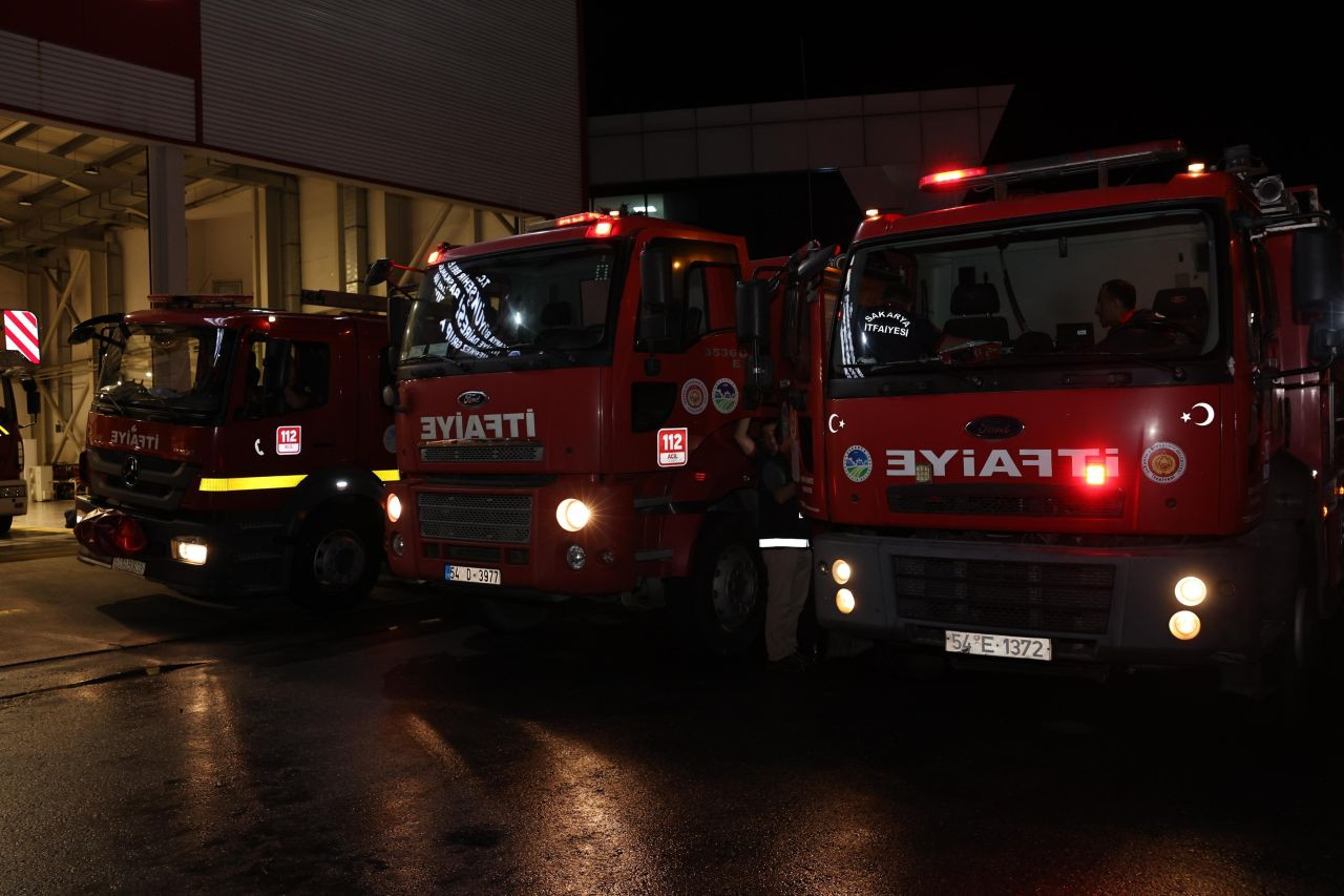 Sakarya’dan Manisa’daki Orman Yangınına Destek Ekibi Gönderildi - Sayfa 3