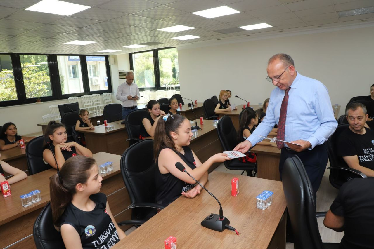 Turgutlu Belediyespor’dan Başkan Akın’a Anlamlı Ziyaret - Sayfa 4