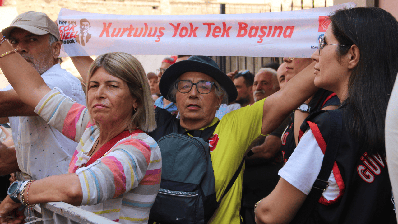 Özgür Özel’den İzmir Mesajı: “Hiçbir CHP’liyi Satmadım, Tunç Soyer’i de Satmam” - Sayfa 2