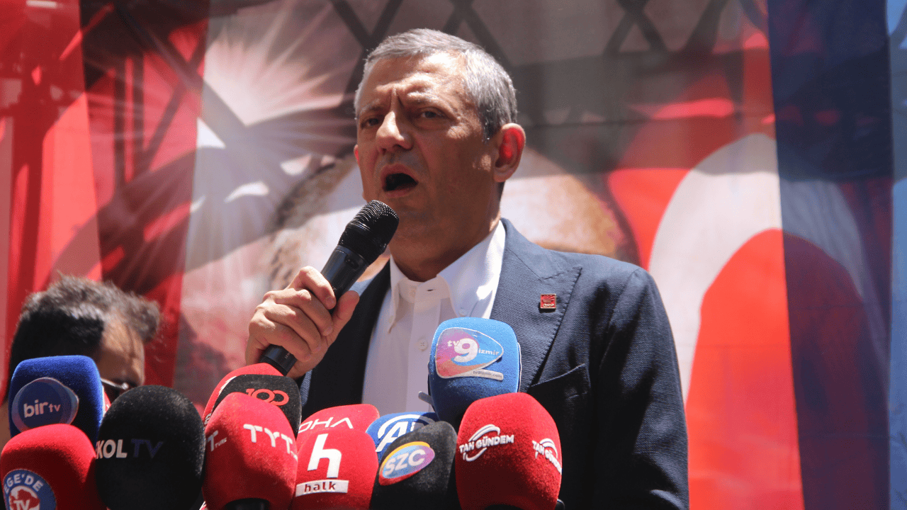 Özgür Özel’den İzmir Mesajı: “Hiçbir CHP’liyi Satmadım, Tunç Soyer’i de Satmam” - Sayfa 3