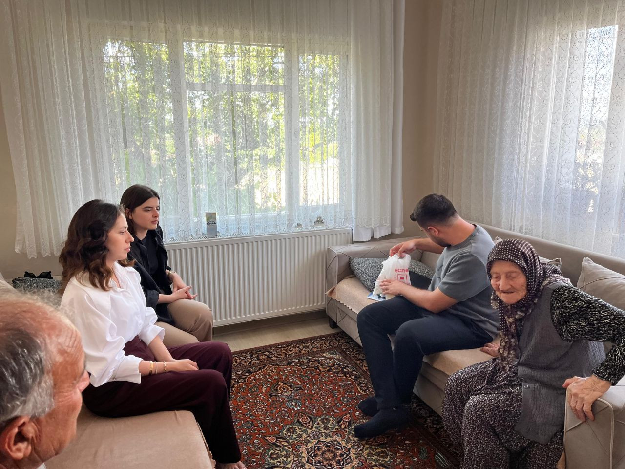 Serdivan’da Sağlık Desteği ve Ev Ziyaretleri Aralıksız Sürüyor - Sayfa 4