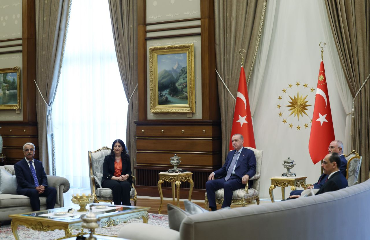 Erdoğan, DEM Parti Heyetiyle Bir Araya Geldi - Sayfa 2