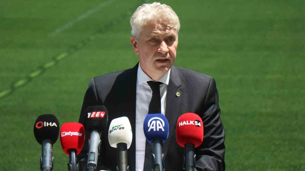 "Sakaryaspor Sezona İddialı Giriyor: Transfer Bombaları Yolda"