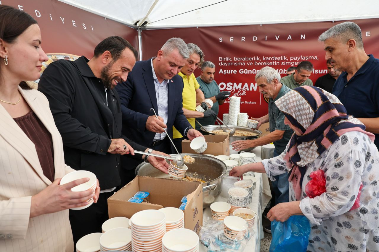 Serdivan’da Aşure Bereketi Paylaşıldı - Sayfa 2