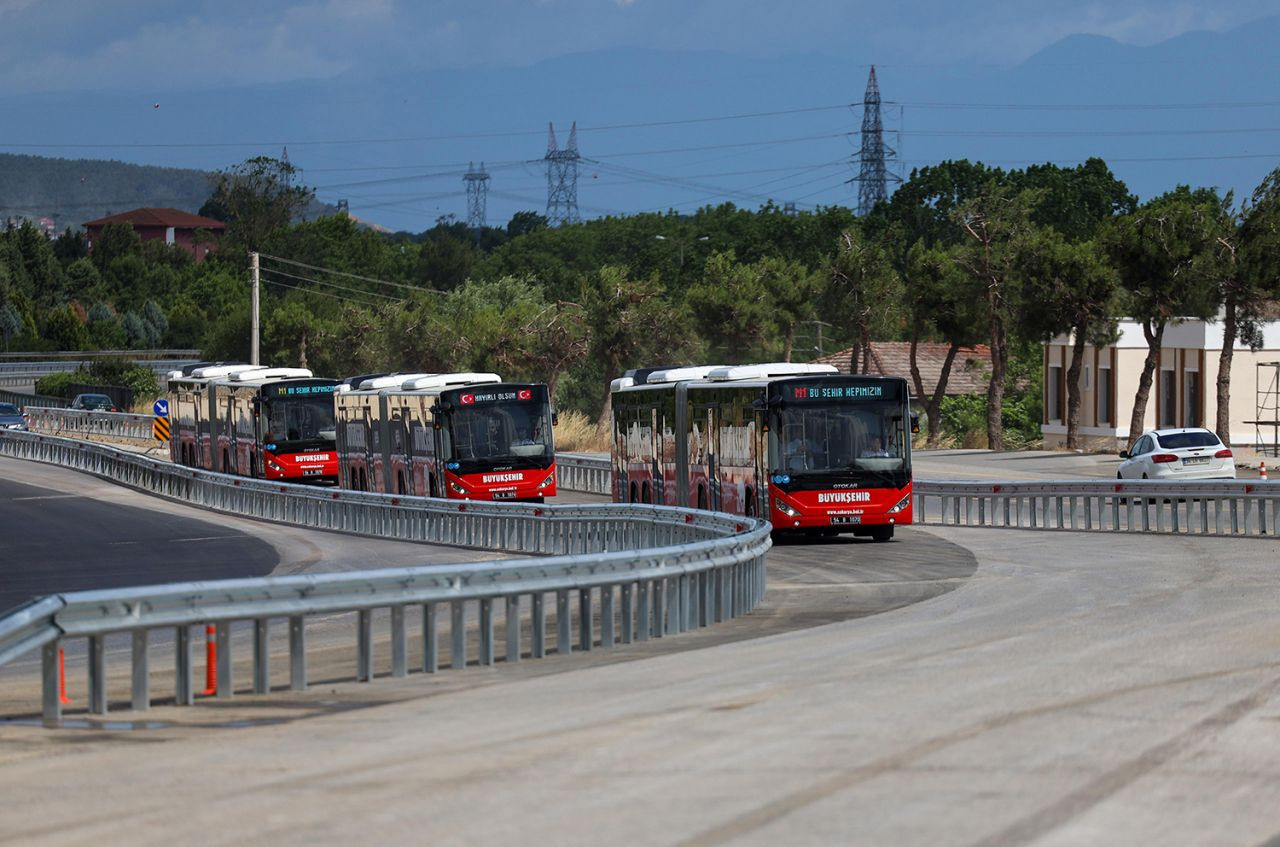 Metrobüs Seferleri Yeniden Başladı: Büyükşehir’den Açıklama Geldi - Sayfa 3