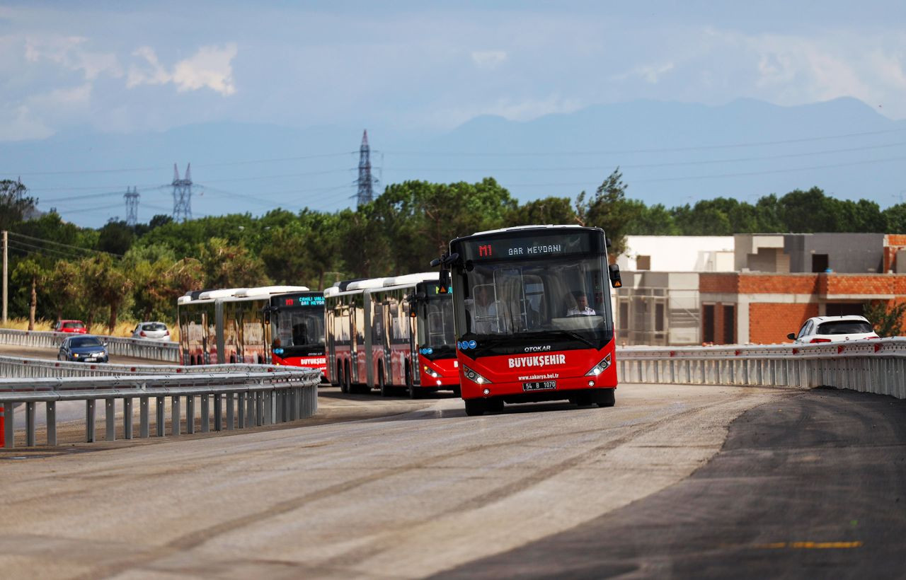 Metrobüs Seferleri Yeniden Başladı: Büyükşehir’den Açıklama Geldi - Sayfa 4