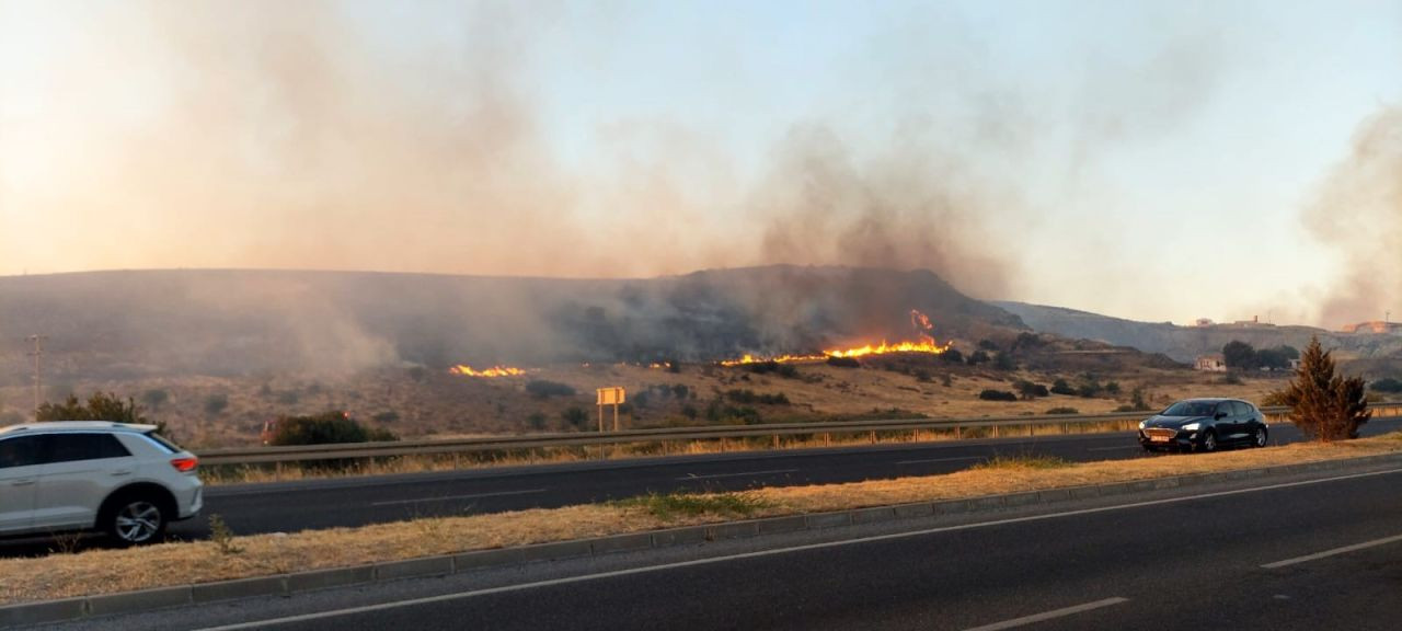 İzmir'in İki İlçesinde Çıkan Yangın Devam Ediyor - Sayfa 5