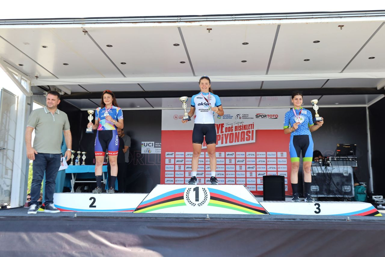Sakarya’da Genç Pedallar Zirve İçin Kıyasıya Yarıştı - Sayfa 4