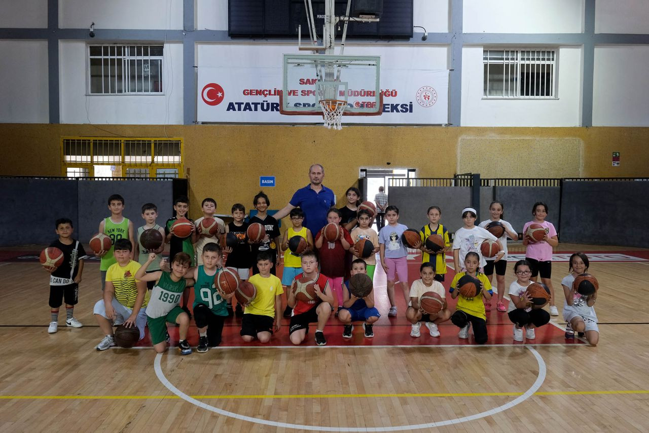 Sakaryalı Çocuklar Sporla Dolu Dolu Bir Yaz Tatiline Başladı - Sayfa 1