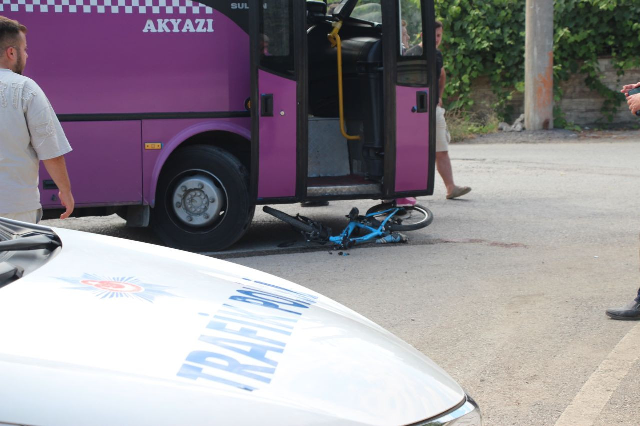 Bisikletiyle Yola Aniden Çıkan Çocuk Otobüsün Çarpmasıyla Yaralandı - Sayfa 4