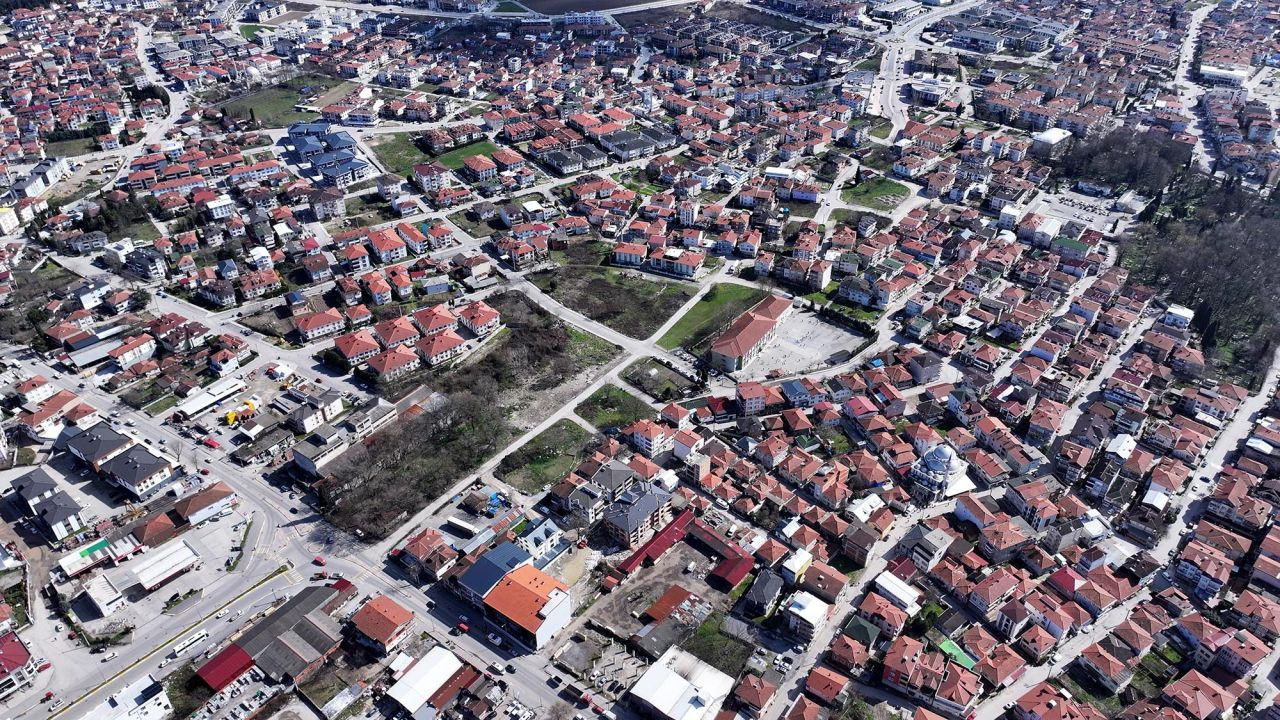 Alparslan Türkeş Caddesi’nde İlk Kazma Vuruldu - Sayfa 1
