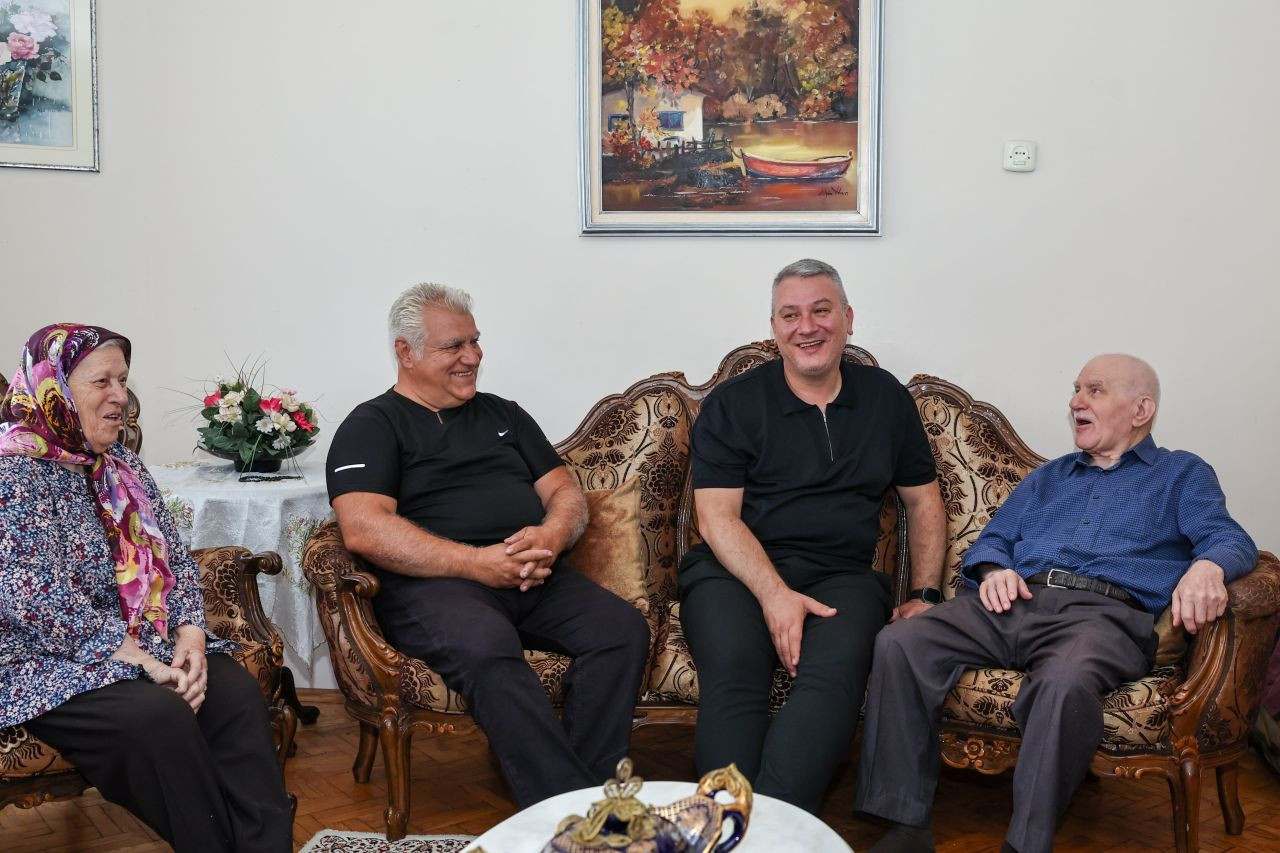 Serdivan’da Sosyal Belediyecilik Her Yerde - Sayfa 1