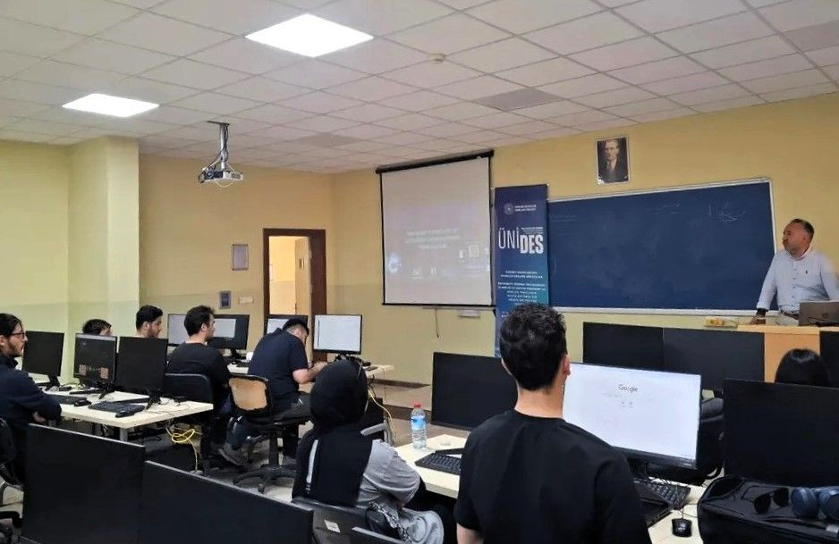 Eğitim Kampında Dört Farklı Etkinlikle Gençler Bir Araya Geldi - Sayfa 1