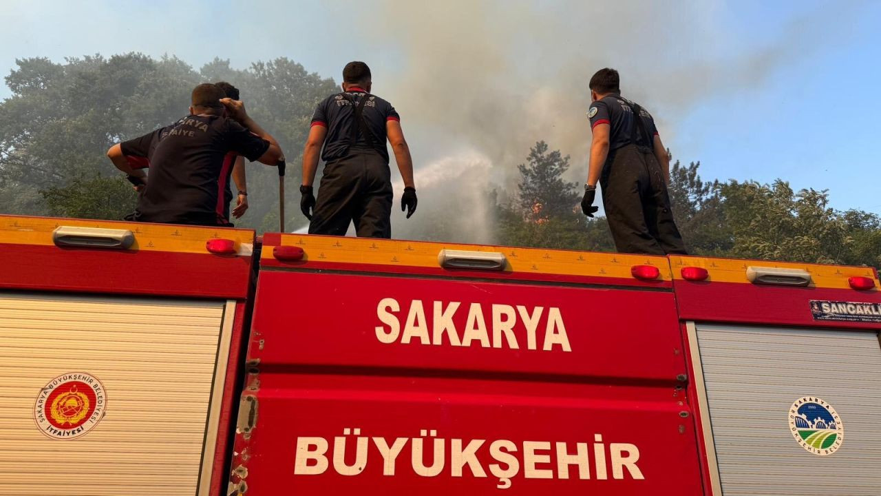 Alevlere Direnen Büyükşehir Ekiplerinin 4 Günlük Yangın Mücadelesi - Sayfa 4