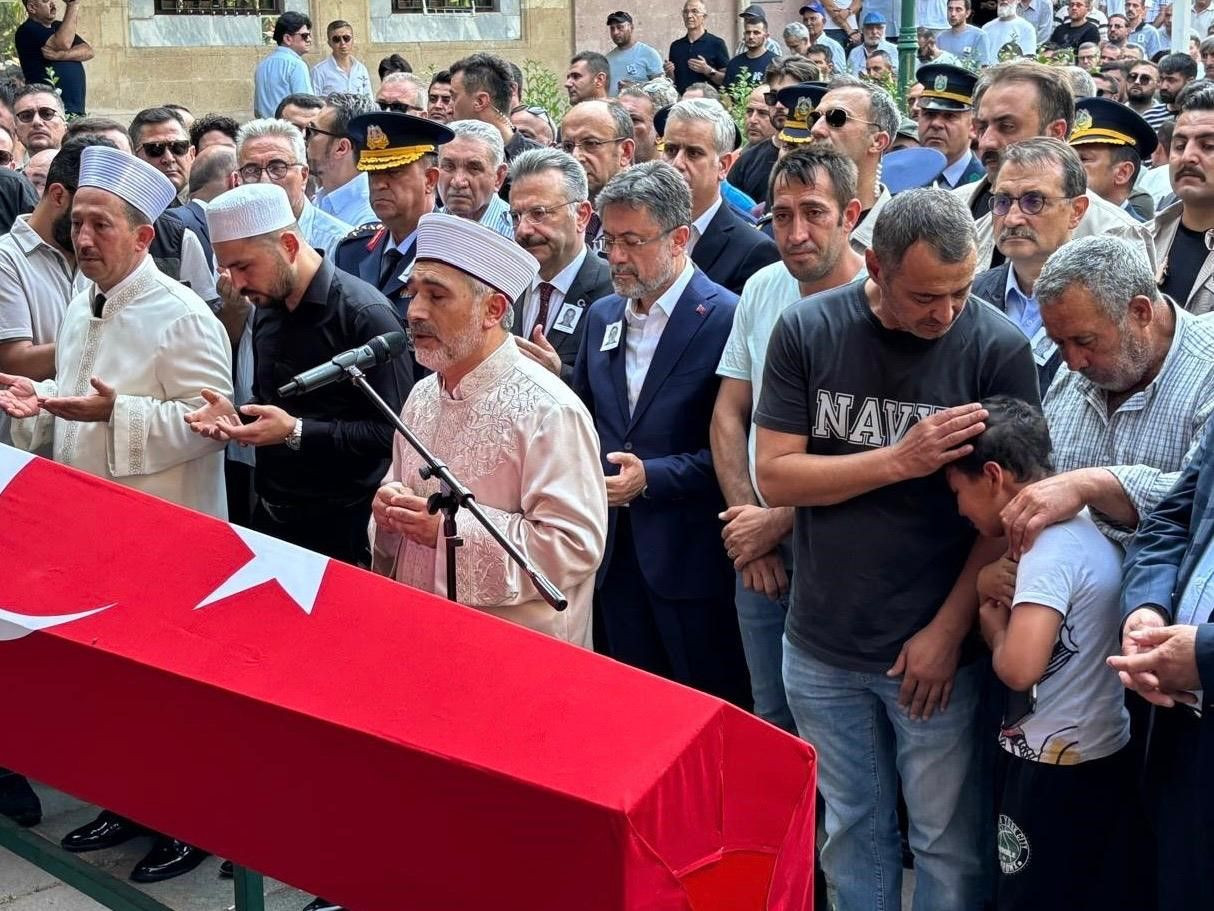 Yangın Şehidinin Oğlu: “Baba, Sensiz Ne Yapacağım?” Diyerek Ağladı - Sayfa 4