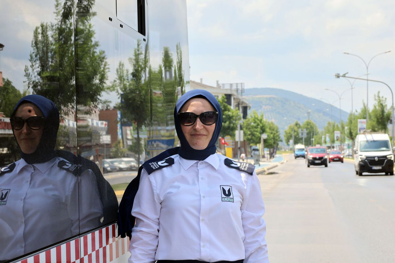 Büyükşehir'de Toplu Taşımaya Kadın Eli Değiyor - Sayfa 1