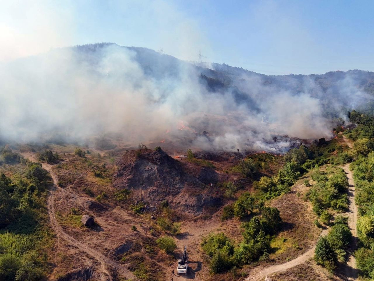 Sakarya-Düzce Sınırında Orman Yangını - Sayfa 1