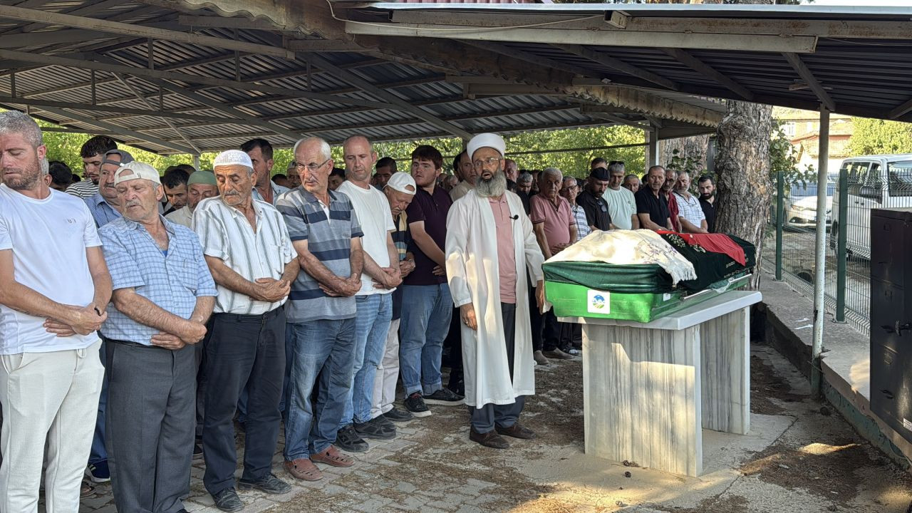 Bıçaklanan Genç Geyve’de Defnedildi - Sayfa 2