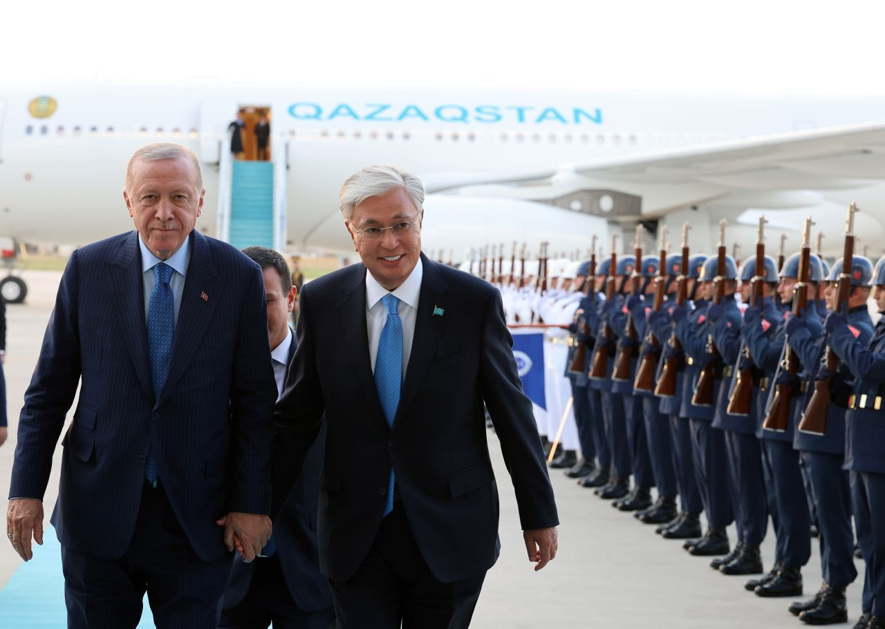 Cumhurbaşkanı Erdoğan, Tokayev’i Esenboğa’da Resmi Törenle Karşıladı - Sayfa 6