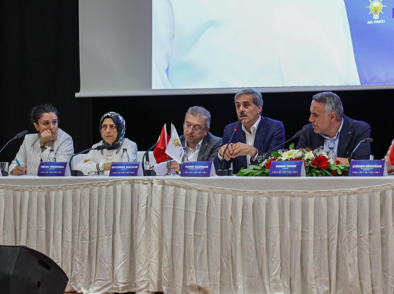 Alemdar: “Milletin Derdiyle Dertleniyoruz” - Sayfa 4