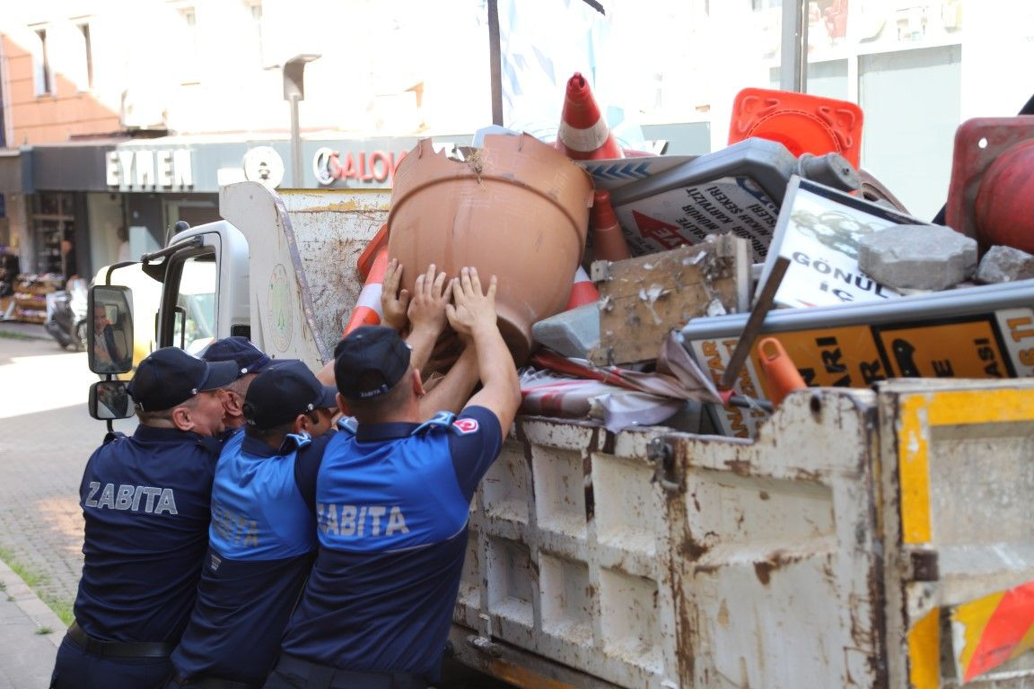 Hendek Belediyesi’nden Kaldırım İşgallerine Karşı Denetim - Sayfa 2