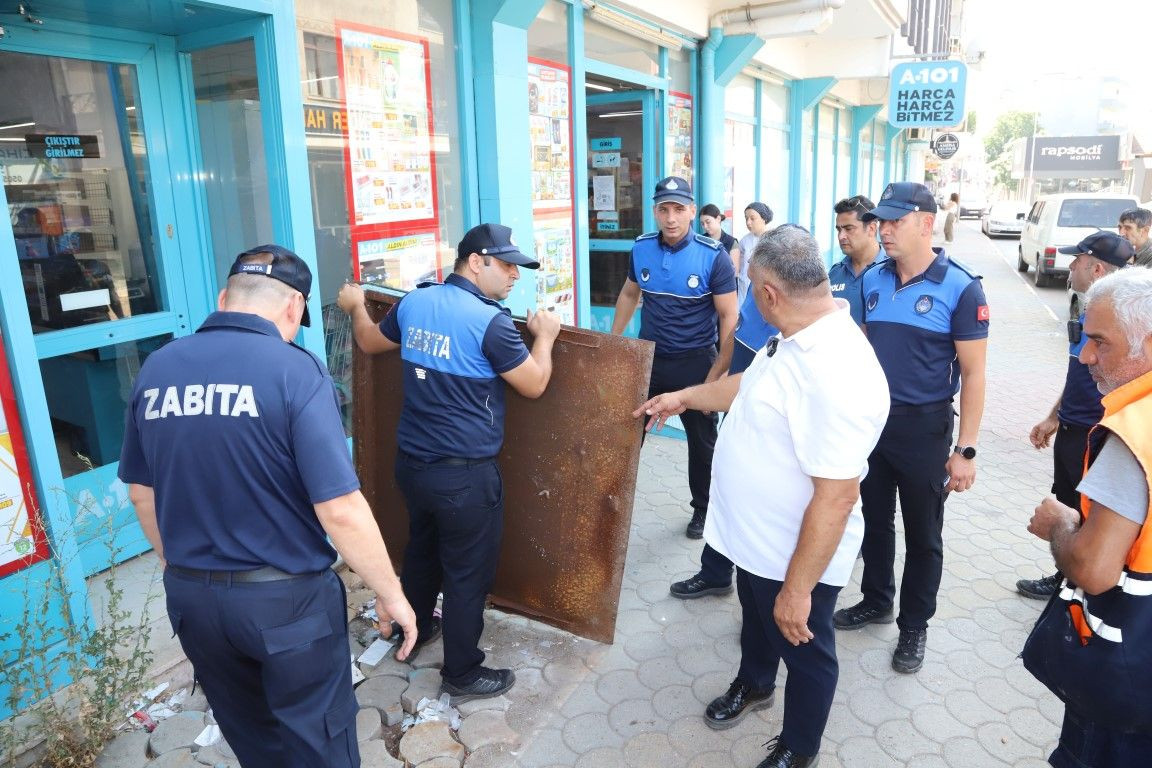 Hendek Belediyesi’nden Kaldırım İşgallerine Karşı Denetim - Sayfa 3