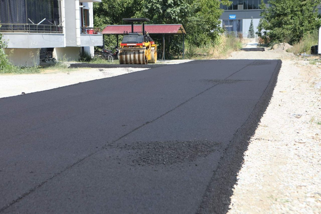 Arifiye Belediyesi Hanlıköy Mahallesi’nde Asfalt Çalışmalarına Başladı - Sayfa 4