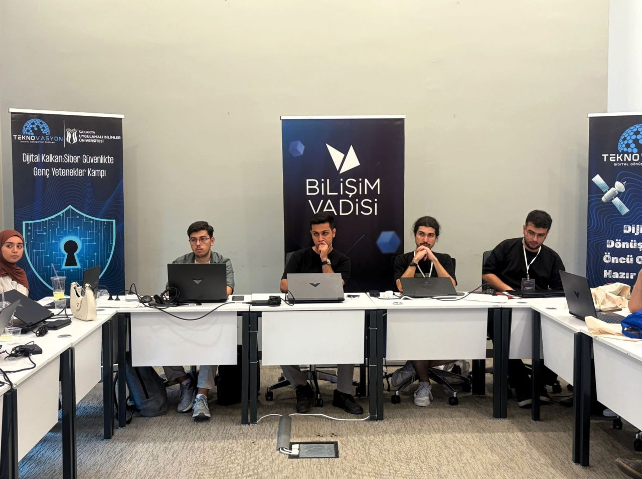 Genç Yetenekler İçin Siber Güvenlik Kampı - Sayfa 1