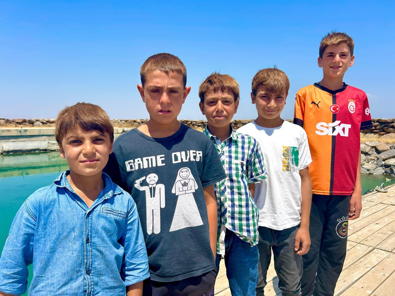 Van Gölü’nde Yüzdüler, Saçları Sarardı! - Sayfa 3