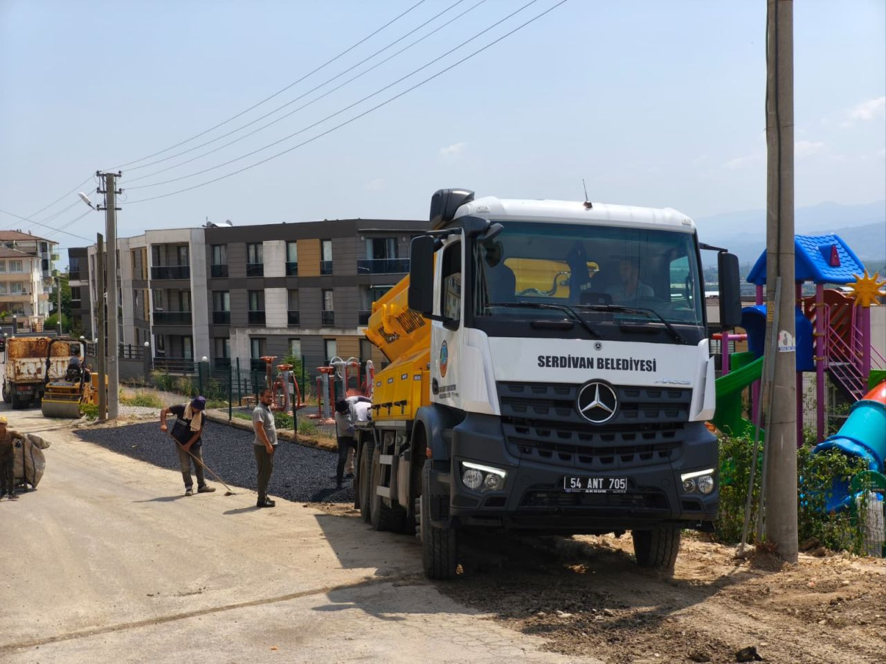 Serdivan’da Yollar Yenileniyor - Sayfa 1